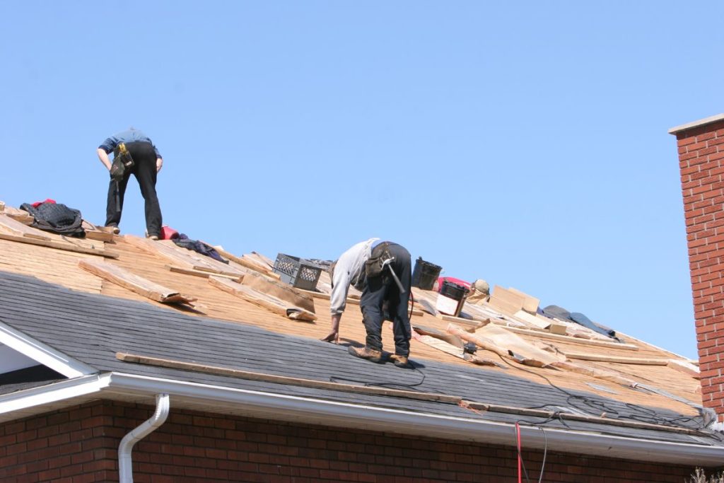 How Much Does Roof Restoration Cost? [2023] HIREtrades