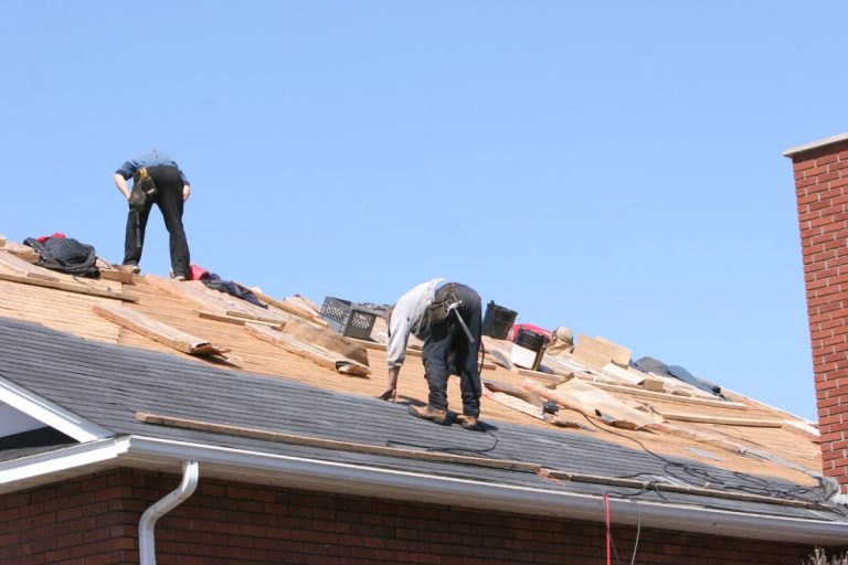 How Much Does Roof Restoration Cost? [2023] HIREtrades
