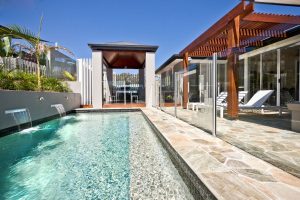 glass pool fencing