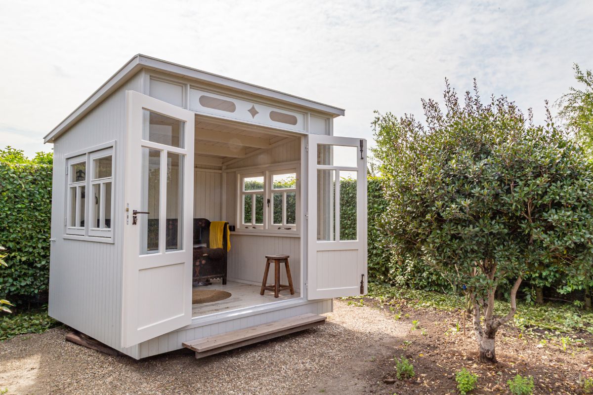 shed installation